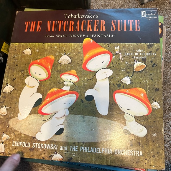 Set of 5 Vintage children’s Vinyl records - Picture 4 of 5